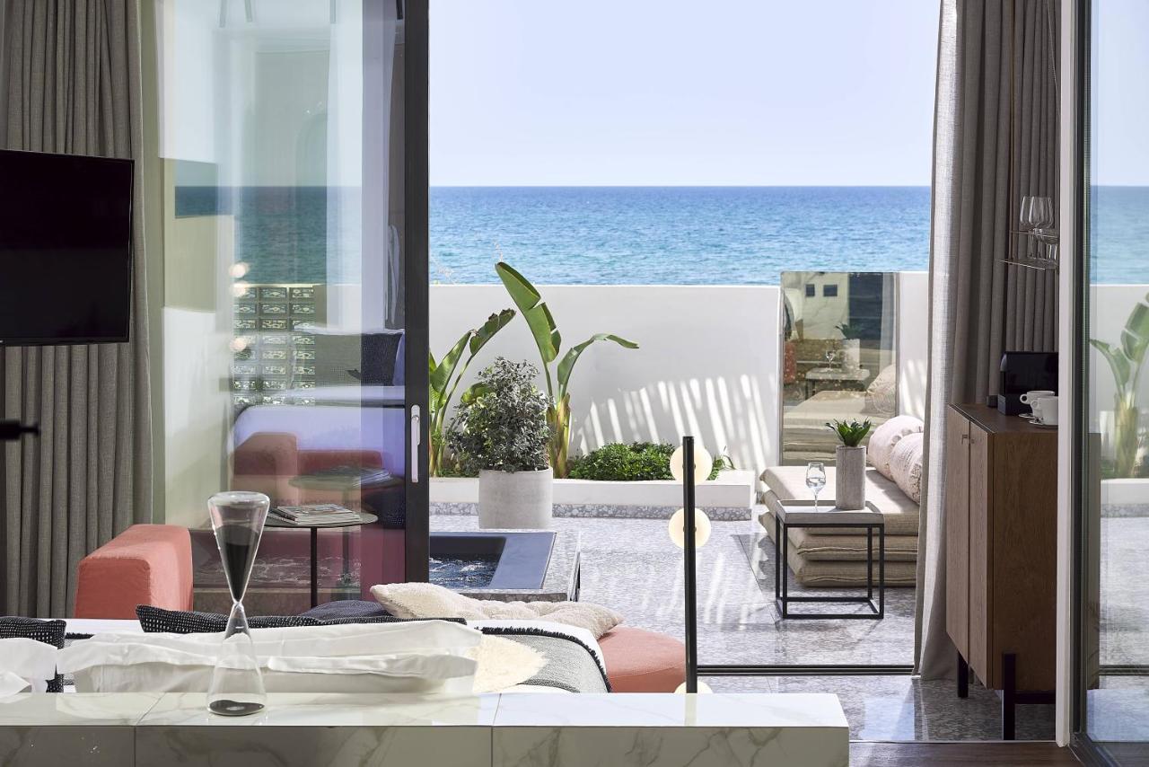 Deluxe Suite mit Whirlpool im Freien und Meerblick