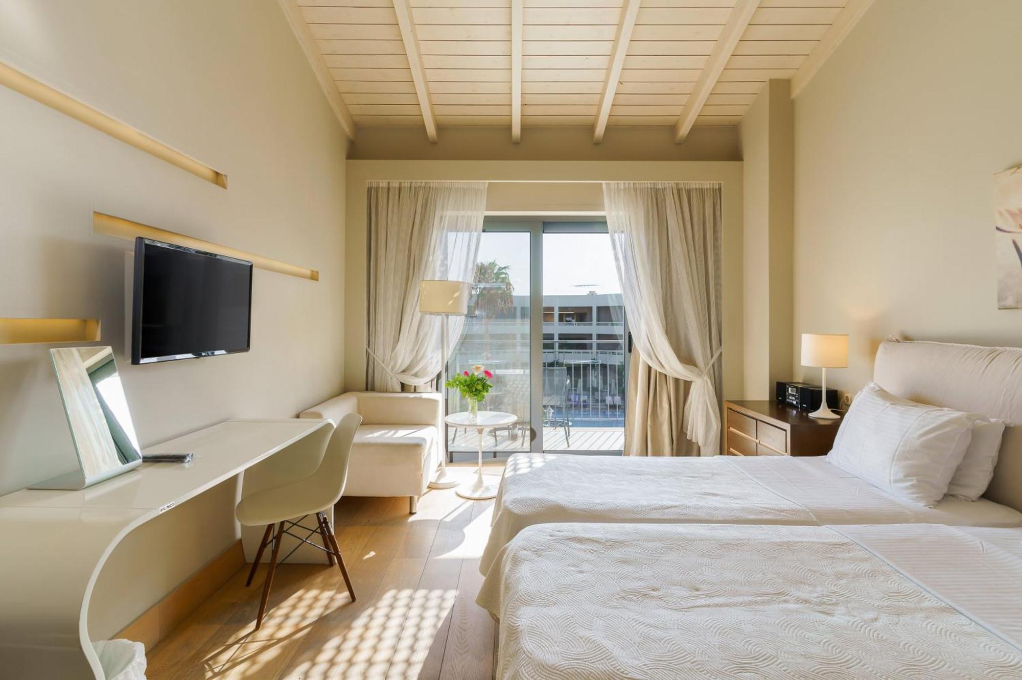 Doppelzimmer mit seitlichem Meerblick