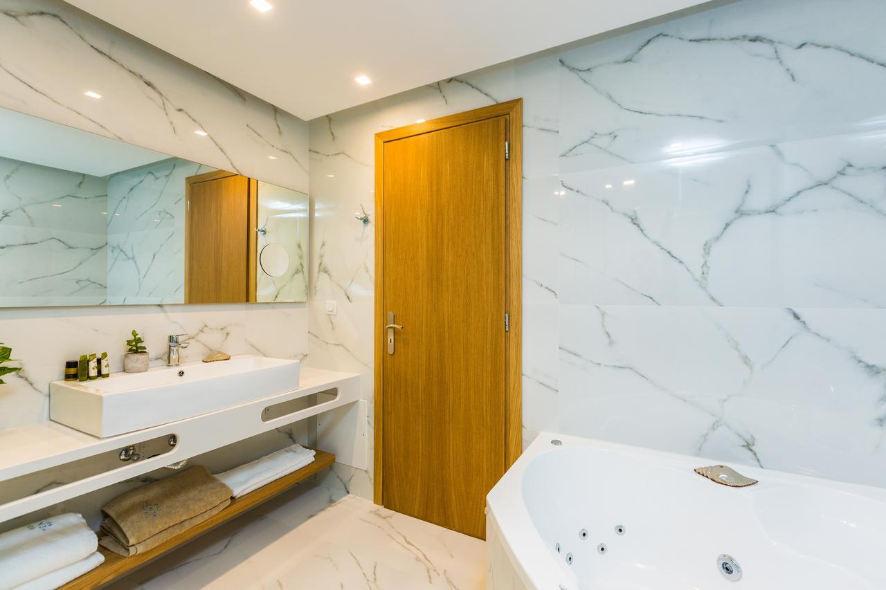 Suite Menta Deluxe avec Jacuzzi