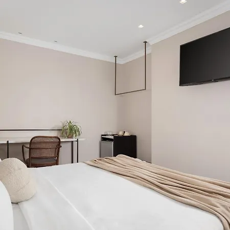 Civitas Suites Hotel-3